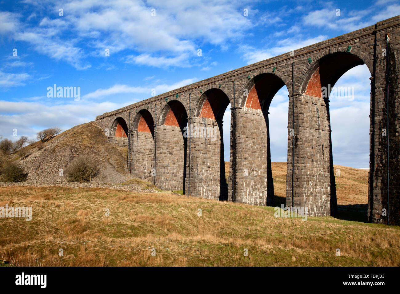 Arches of the Ribblehead Viaduct Ribblehead Yorkshire Dales England Stock Photo