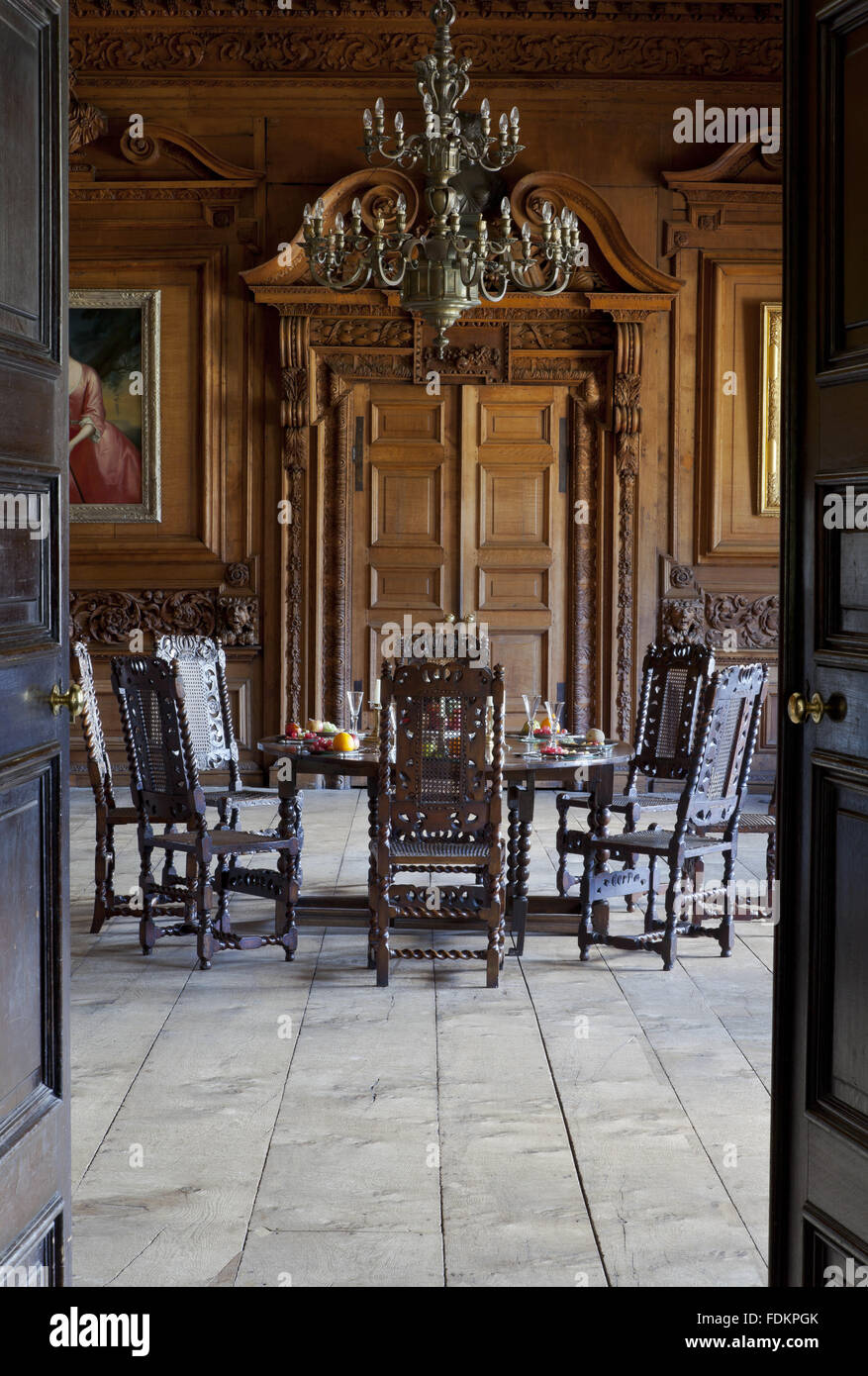 Oak Panelled Room High Resolution Stock Photography and Images - Alamy