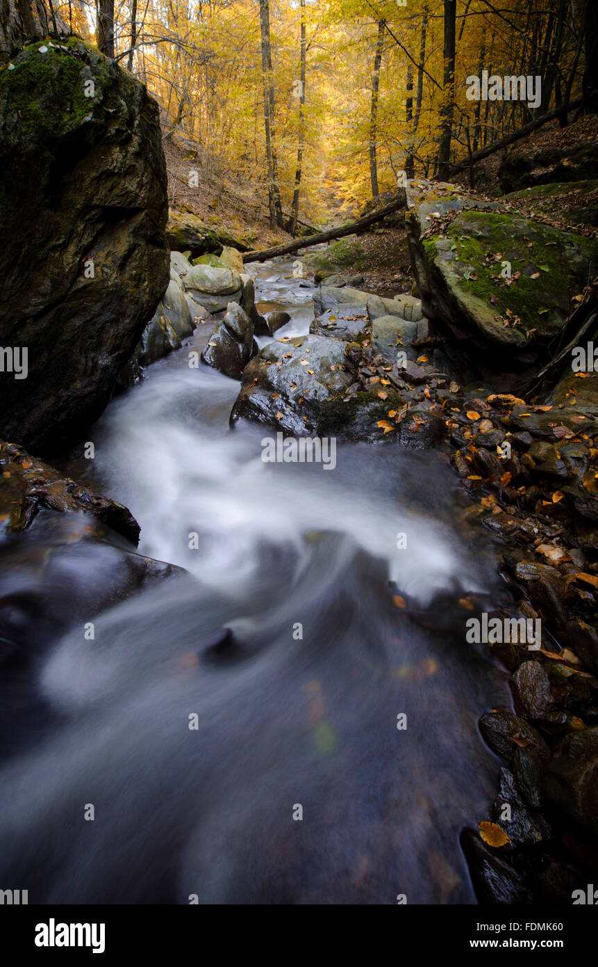 Clean mountain hi-res stock photography and images - Alamy