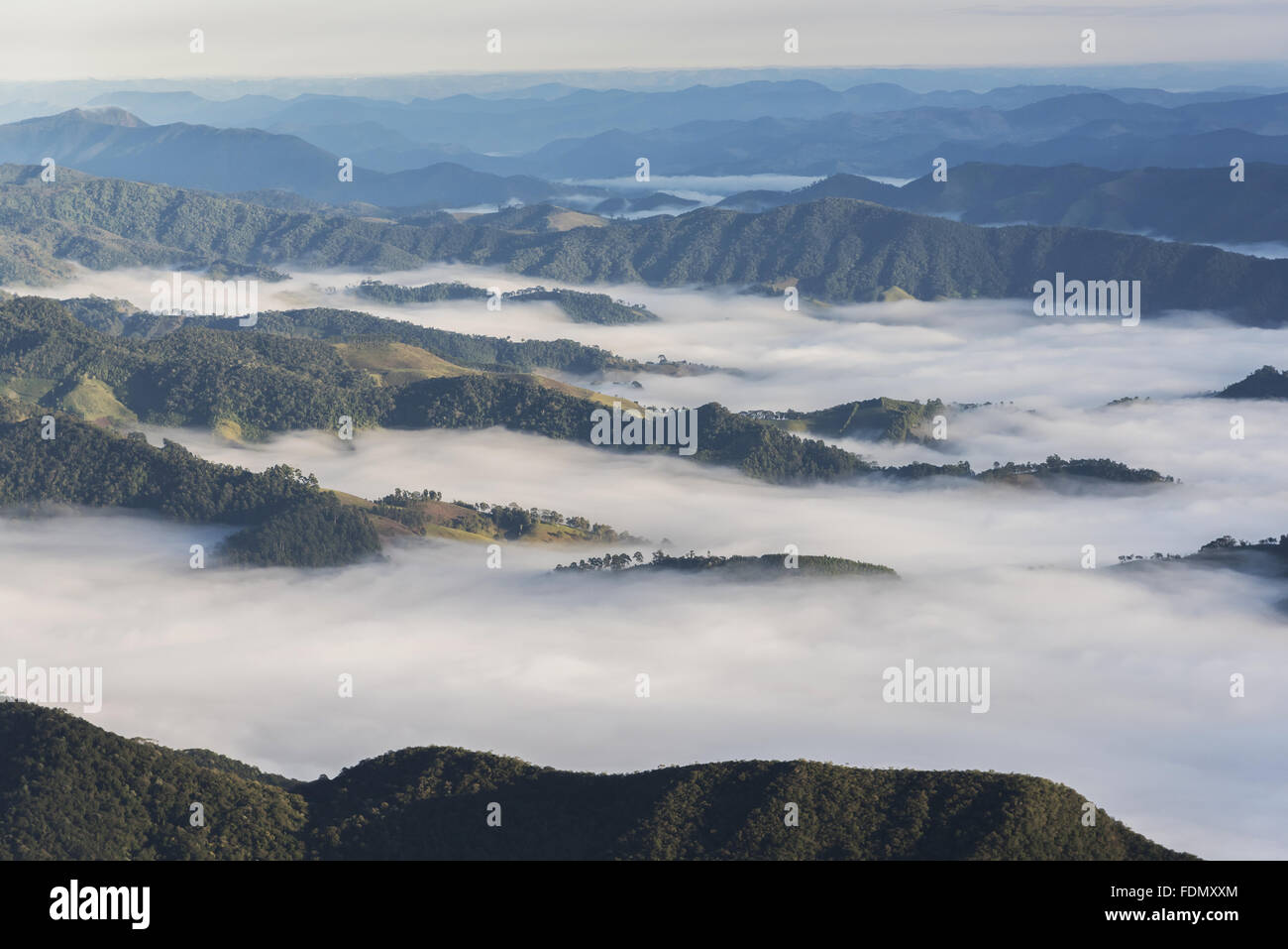 Paisagem com montanhas na Serra da Mantiqueira Stock Photo