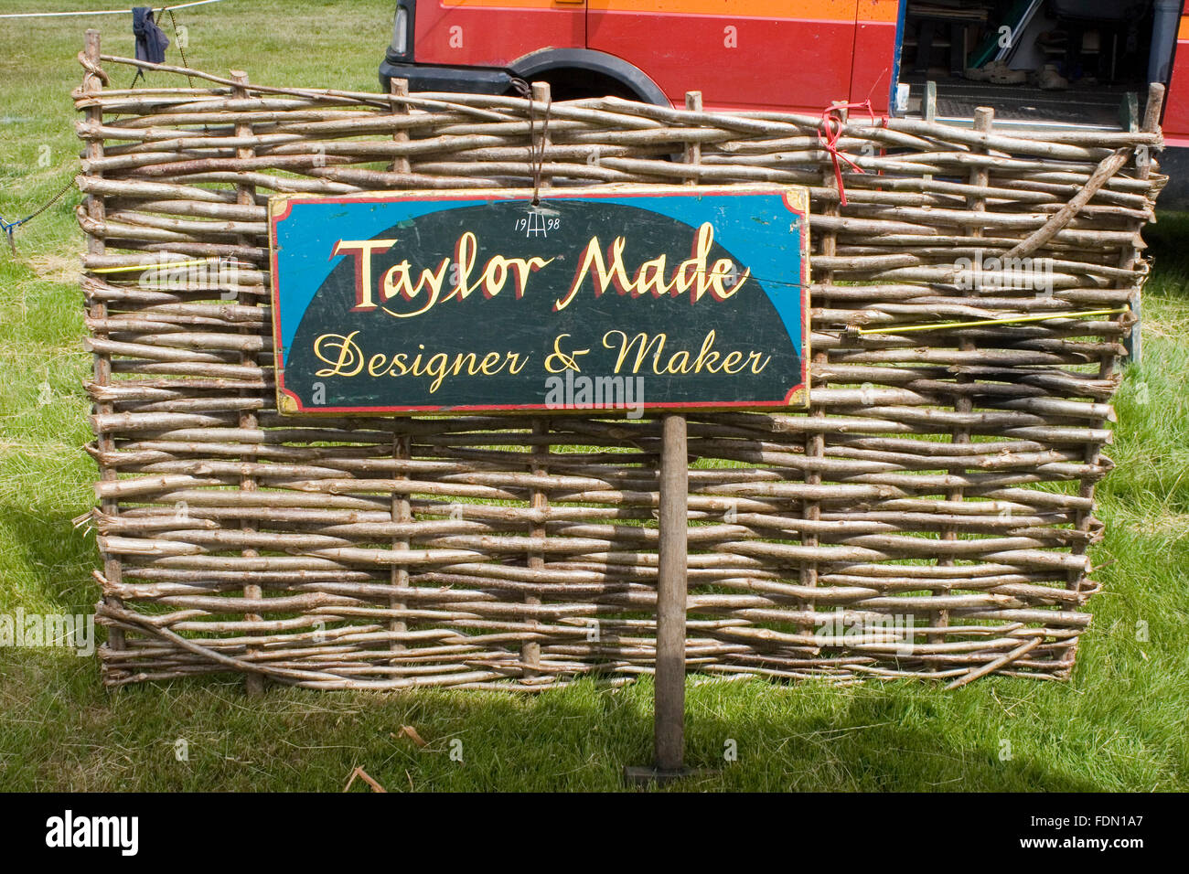 Taylor Made sheep hurdle woodsman skilled craftsman Stock Photo