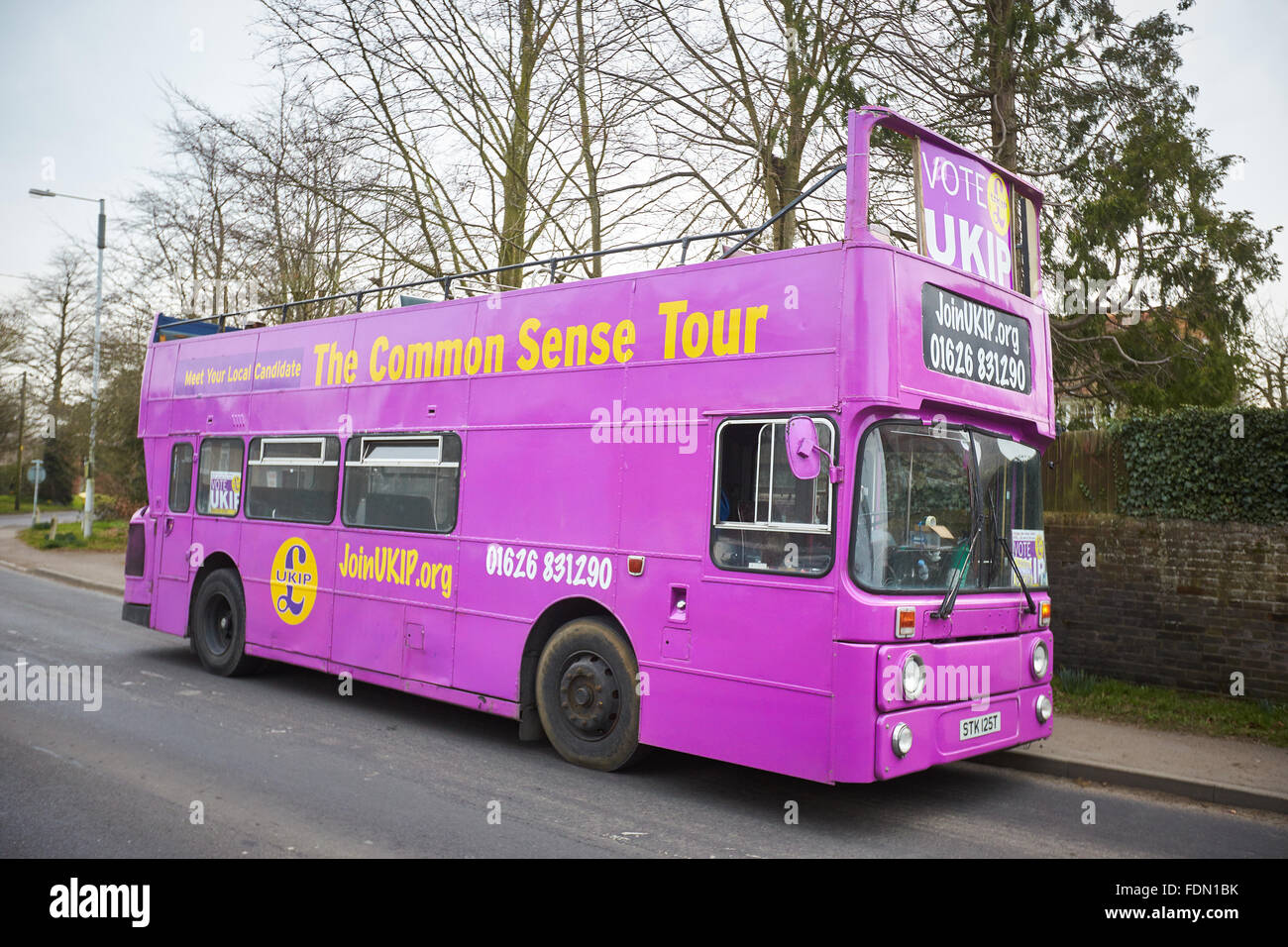 The UKIP Common Sense tour bus parked in front of the UKIP campaign headquarters in Weston Turville, near Aylesbury. Stock Photo