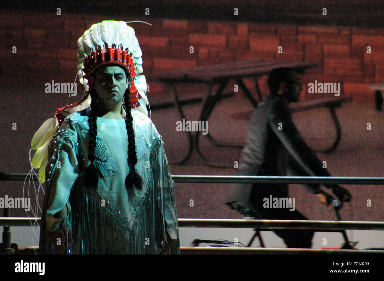 Szenenfoto - Opernproduktion 'Chief Joseph' (Inszenierung: Peter Mussbach), Staatsoper Unter den Linden, Premiere (Urauffuehrung Stock Photo