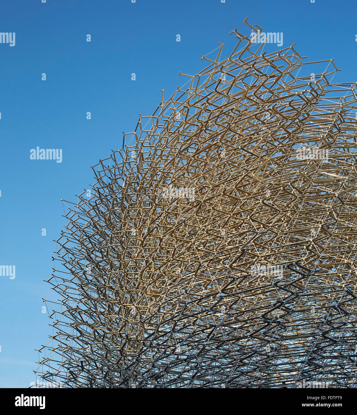 Detail of aluminium mesh. Milan Expo 2015, UK Pavilion, Milan, Italy. Architect: Wolfgang Buttress, 2015. Stock Photo