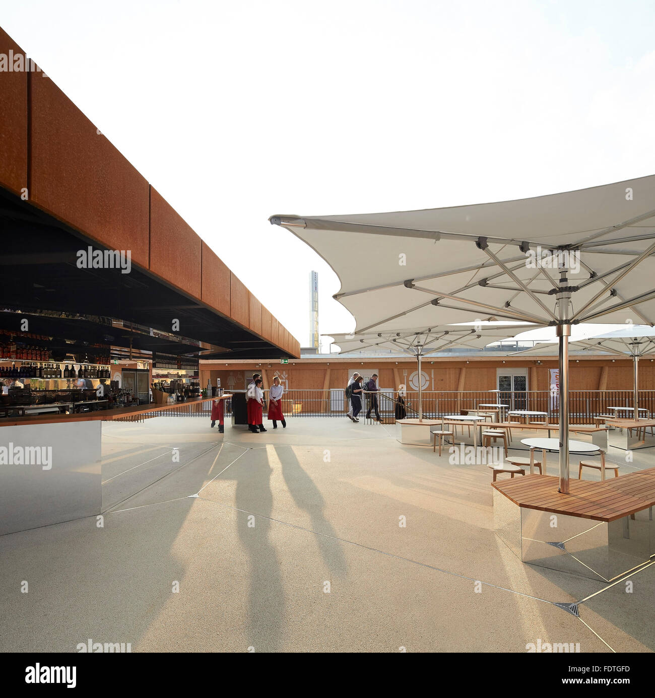 Rooftop terrace. Milan Expo 2015, UK Pavilion, Milan, Italy. Architect: Wolfgang Buttress, 2015. Stock Photo