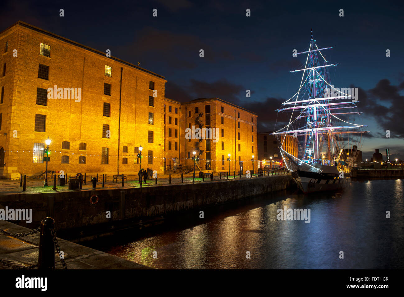 Liverpool Maritime Museum at Albert Dock in Liverpool Stock Photo - Alamy