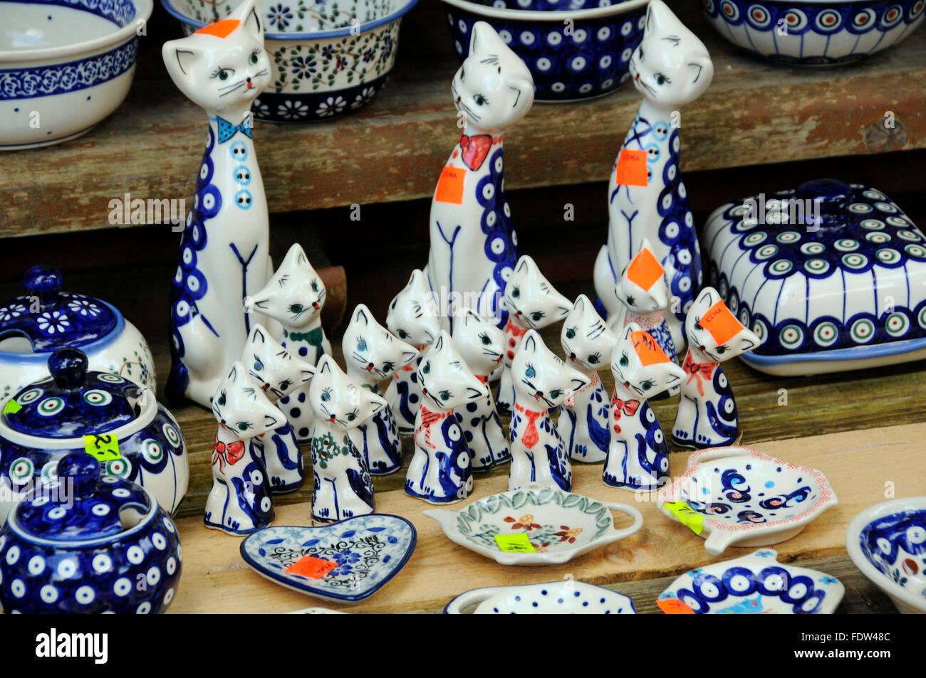 Cat ceramics pottery earthenware figurines colourful from Boleslawiec at a market stall in Karpacz, Poland Stock Photo