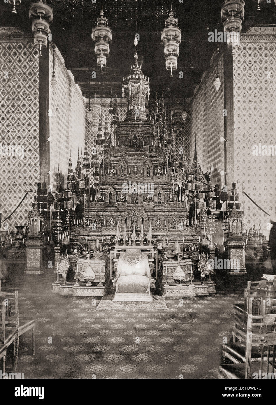 The body of the late King Chulalonkorn, aka King Rama V, 1853 – 1910, placed in a golden urn where it remained for many months in state on the top of a beautiful golden pyramid in the Dusit Palace, Bangkok, Thailand, formerly Siam.  Fifth monarch of Siam under the House of Chakri. After a 19th century photograph. Stock Photo