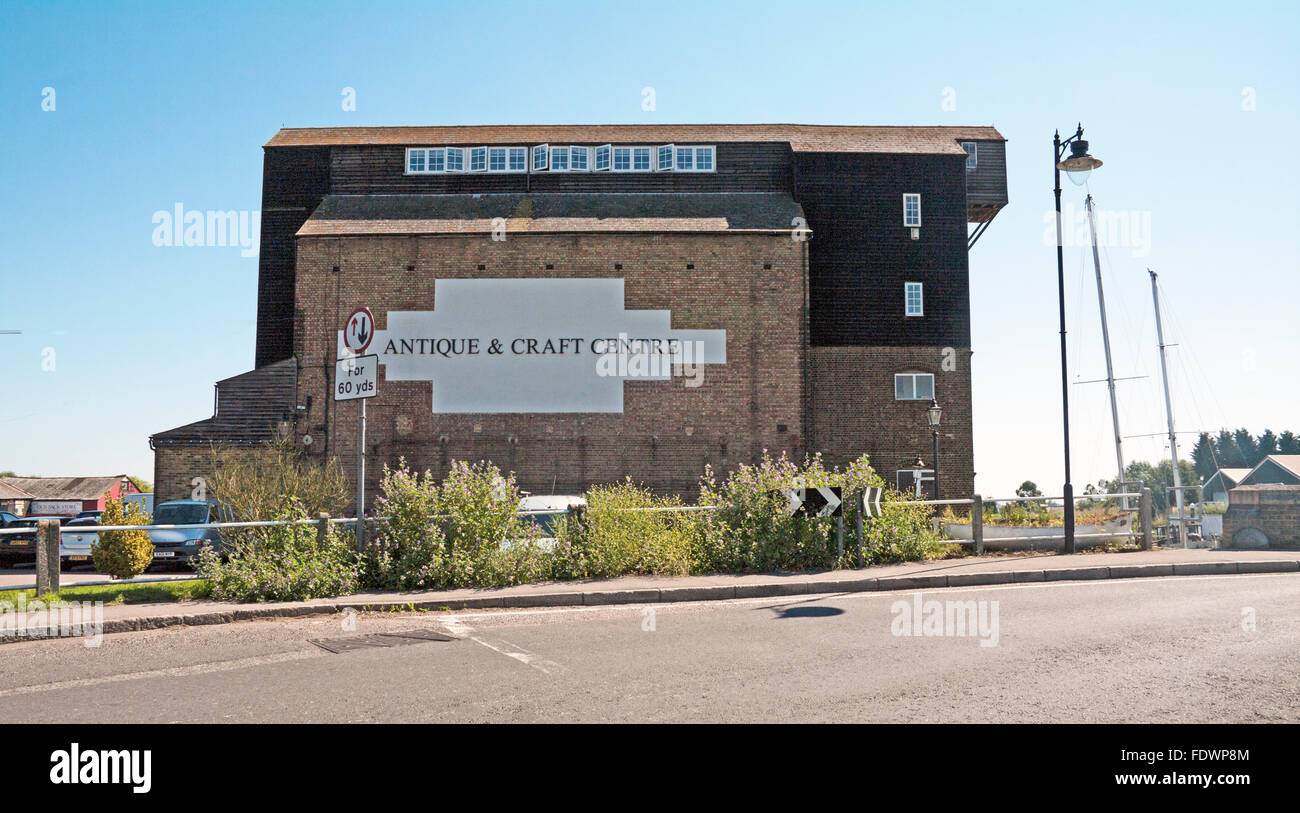 Battlesbridge, Antique and Craft Centre, Essex, England Stock Photo Alamy