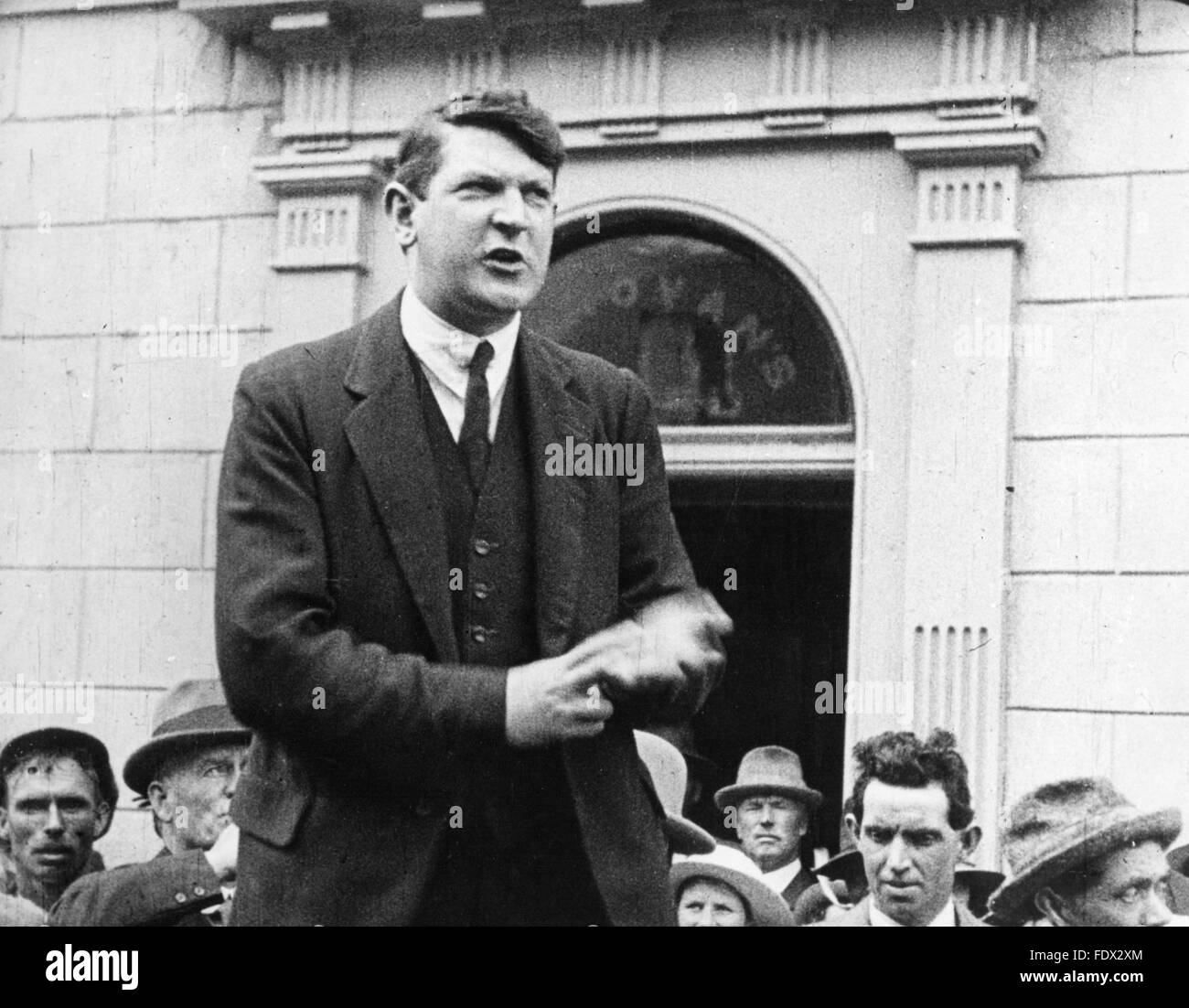 Michael collins irish hires stock photography and images Alamy