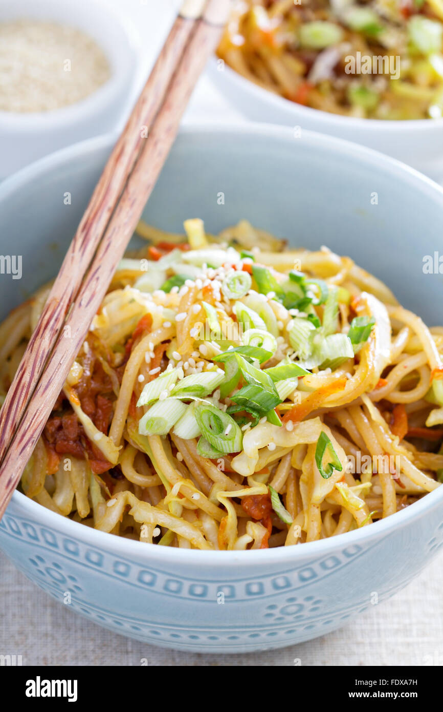 Stir fry with rice noodles, cabbage and carrot Stock Photo Alamy