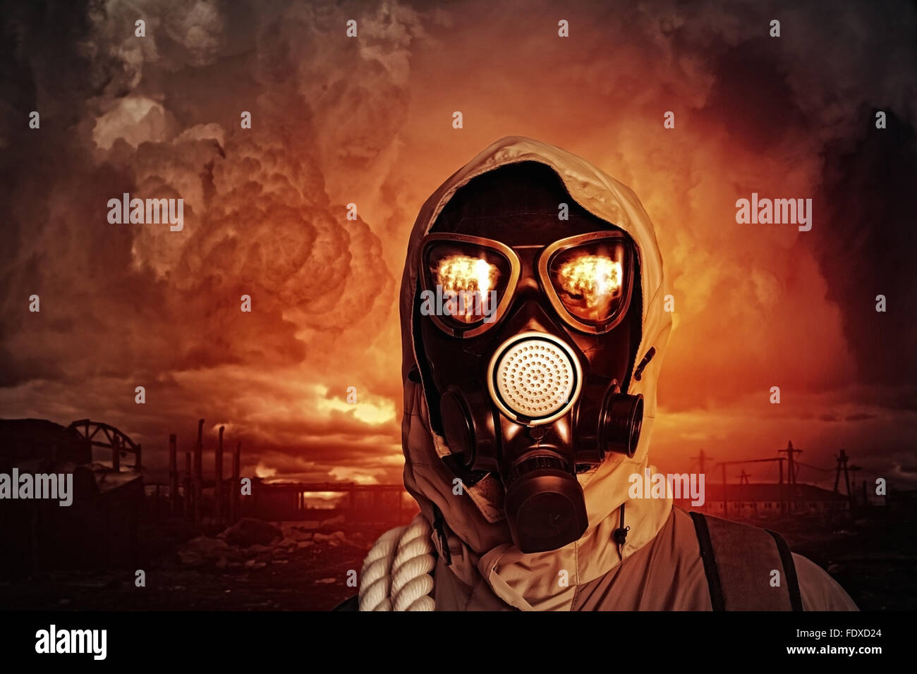 Download Black And Yellow Gas Mask High Resolution Stock Photography And Images Alamy PSD Mockup Templates