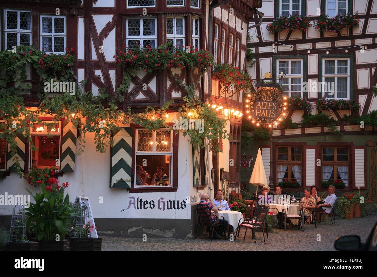Deutschland, Rheinland-Pfalz, Oberes Mittelrheintal, Bacharach, Restaurant Altes Haus Stock Photo