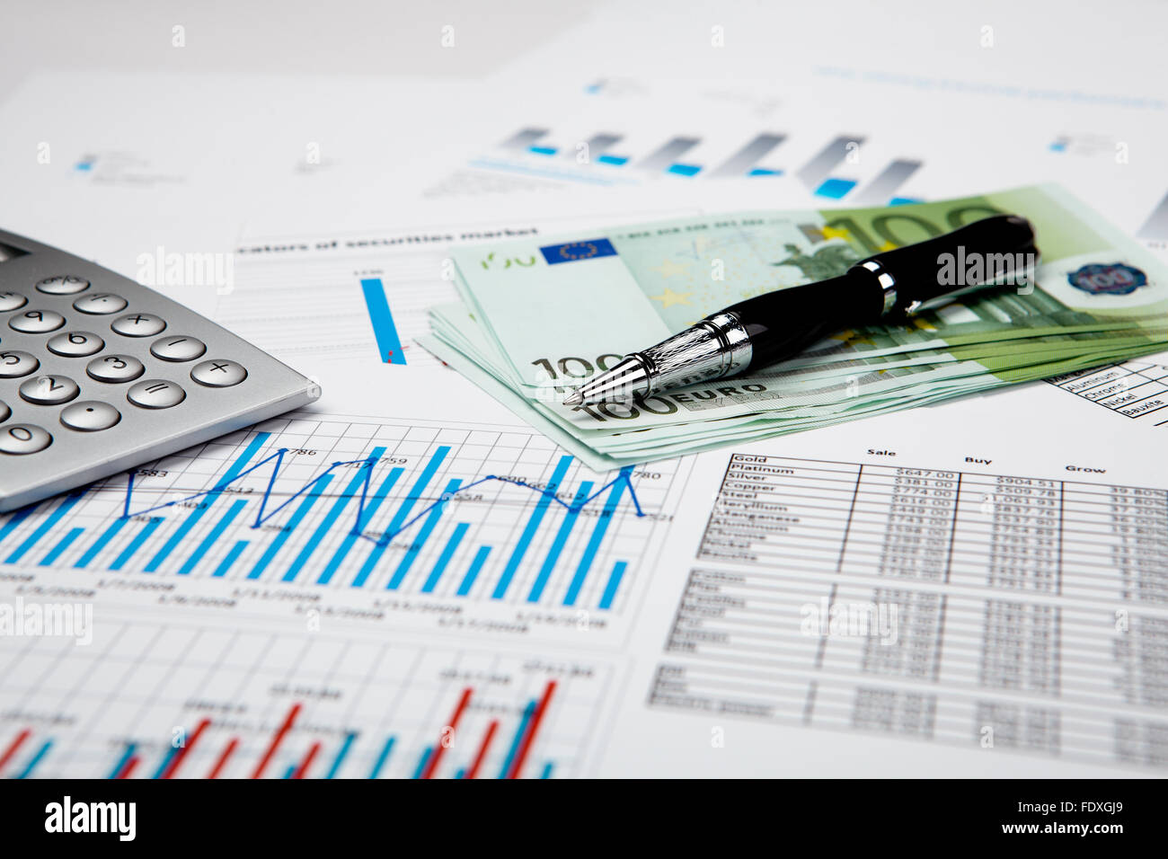 financial charts and graphs Stock Photo - Alamy