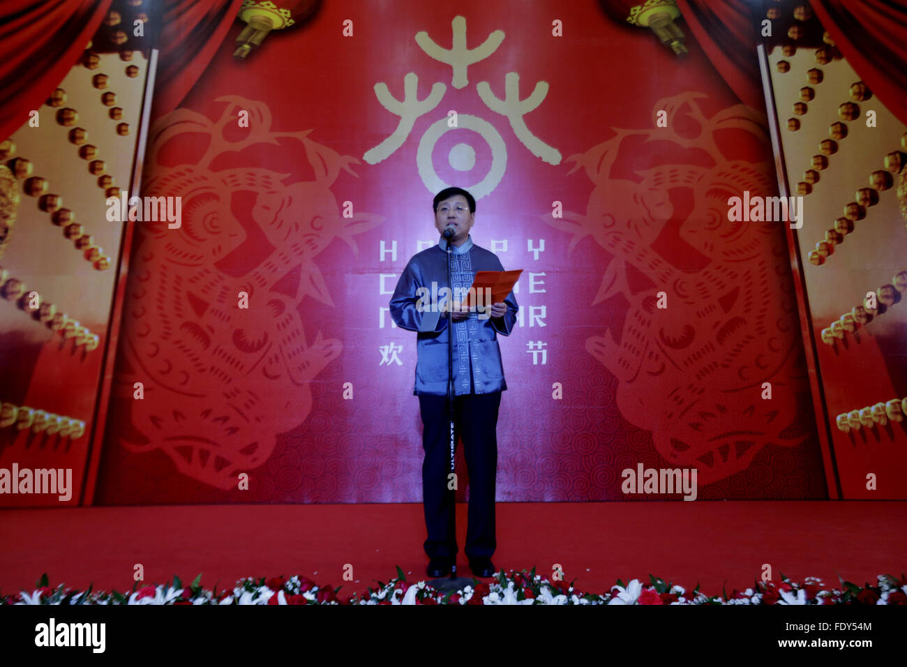 Ambassador to myanmar hong liang hi-res stock photography and images ...