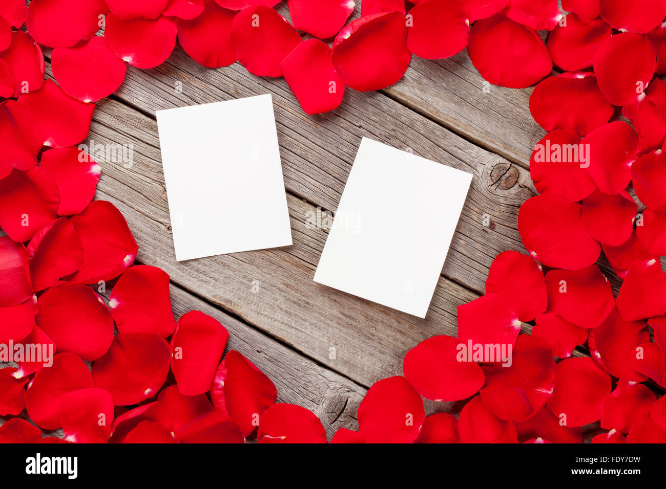 Valentines day blank photo frames hi-res stock photography and images -  Alamy