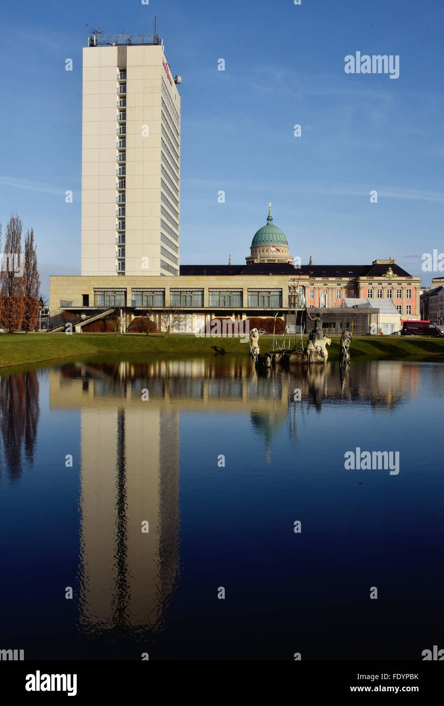 Potsdam, Germany. 02nd Feb, 2016. The Hotel Mercure is reflected in a pond in the Lustgarten in Potsdam, Germany, 02 February 2016. The pond was put in by Frederick I of Prussia of Prussia at the start of the 18th century for his yacht. The sculptures were added after 1749 under Frederick II. Photo: BERND SETTNIK/dpa/Alamy Live News Stock Photo