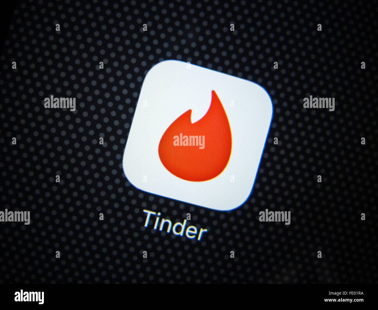 Tinder Dating App Logo On An Iphone Smart Phone Stock Photo Alamy Tinder Dating App Logo On An Iphone Smart Phone Stock Photo Alamy