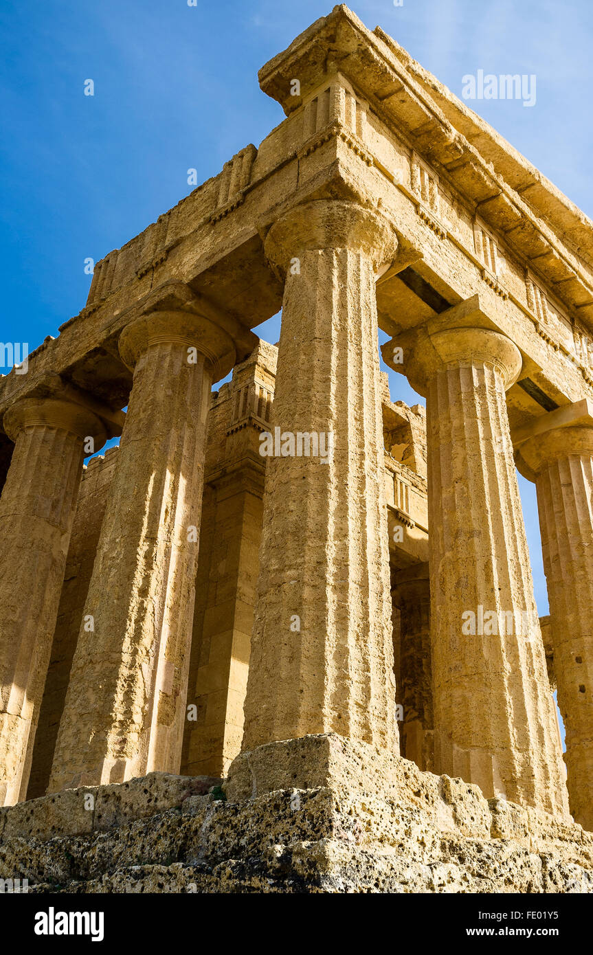 Temple of Concordia in Agrigento, ancient Greek city of Akragas, Sicily, Italy Stock Photo