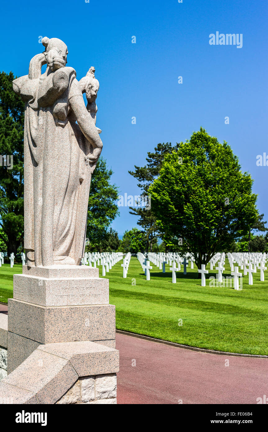 France, Normandy, Colleville Sur Mer, a statue in the American Cemetery of the second World War. Stock Photo