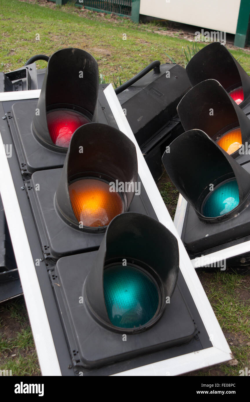 Broken street lights hires stock photography and images Alamy