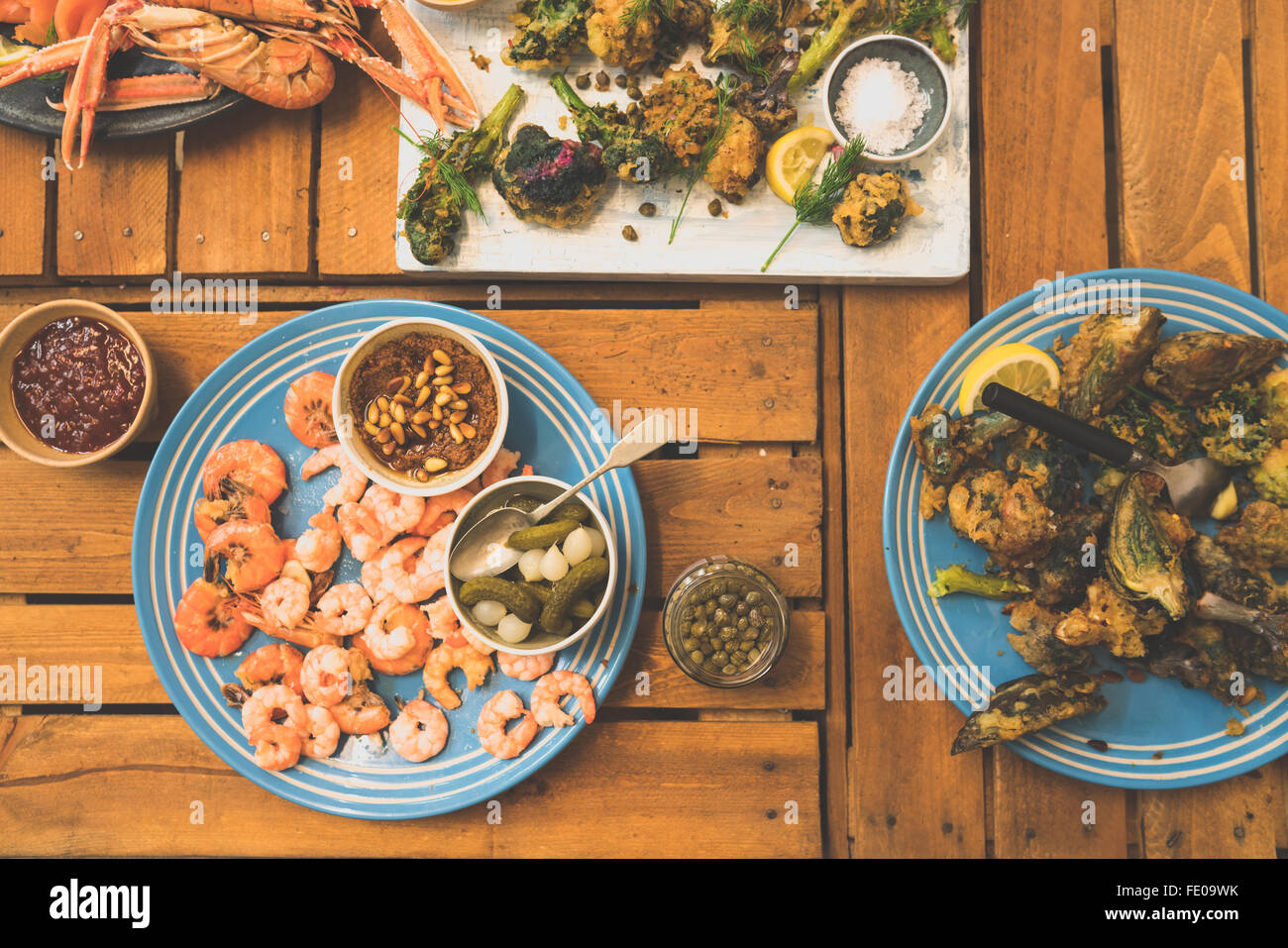 Banquet cuisine lobster seafood hi-res stock photography and images - Alamy