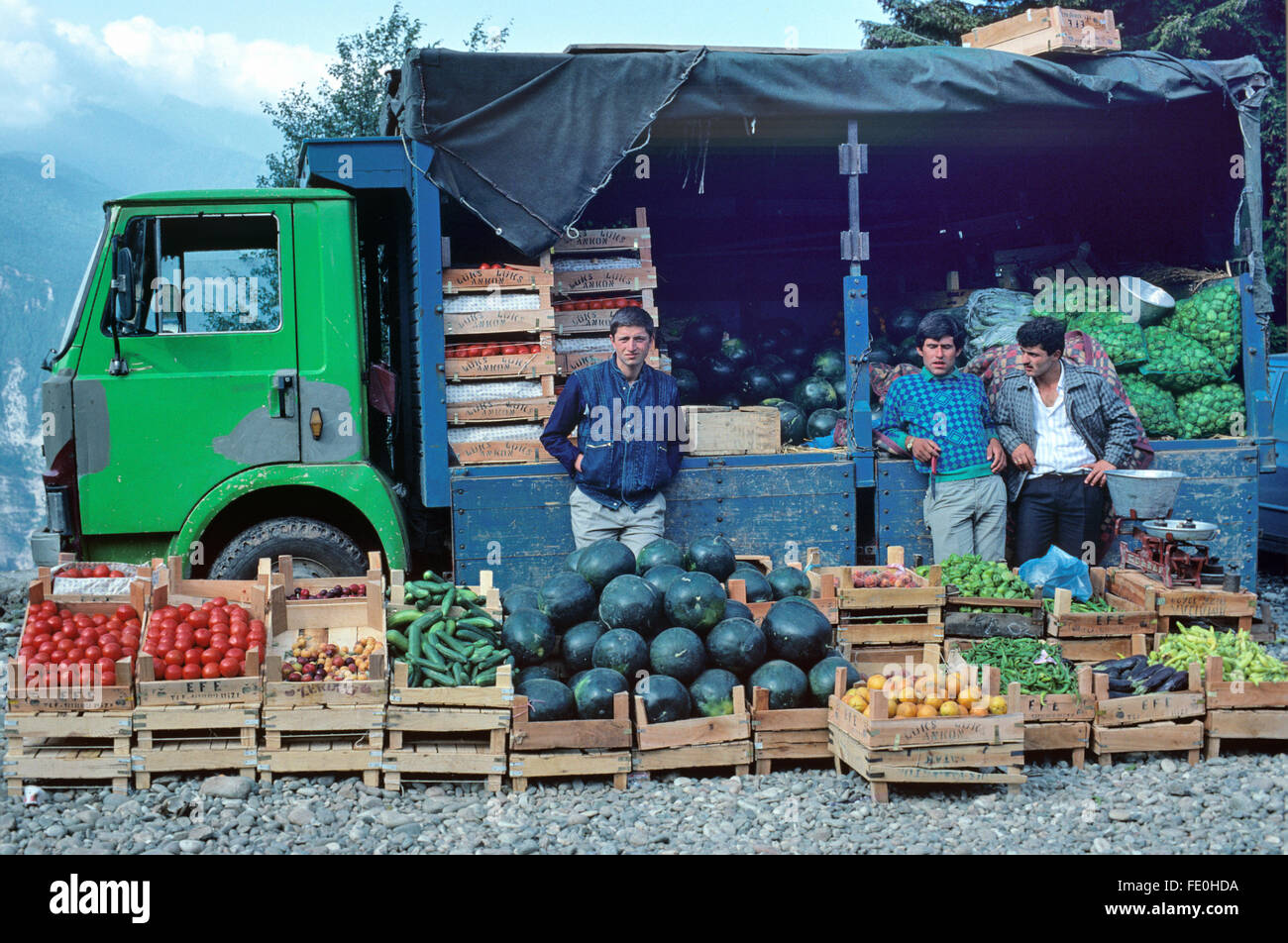 Roadside Fruit and Vegetable Sellers and their Truck near Artvin, NorthEast Turkey Stock Photo