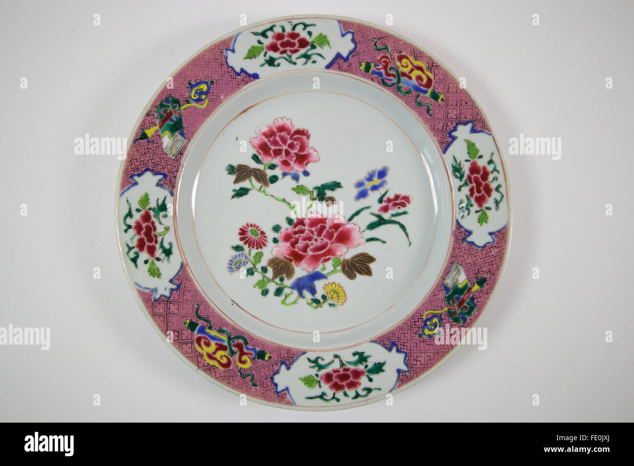 Vintage Chinese Export Peony Porcelain Plate