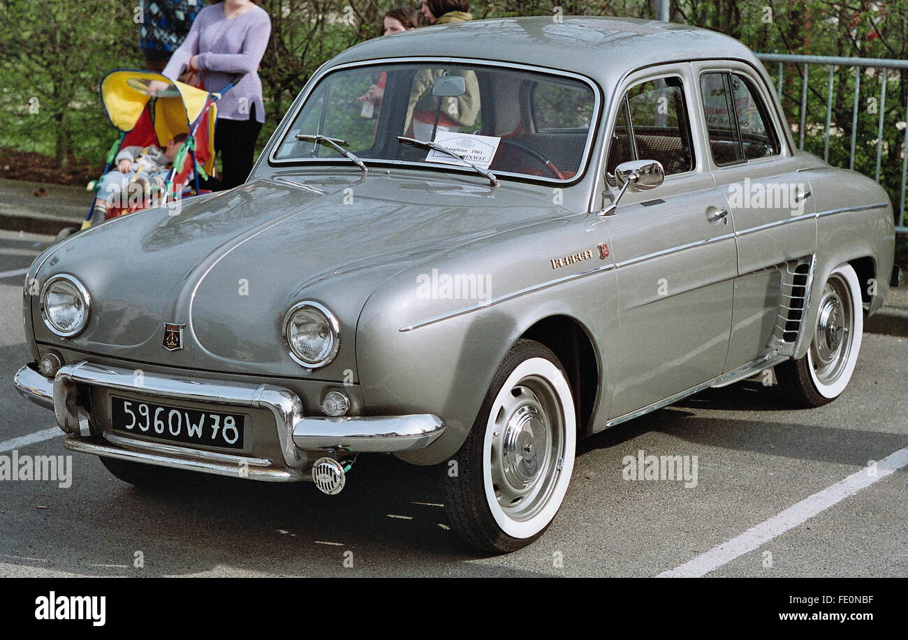 TRIEL, FRANCE CLASSIC FRENCH SALOON CAR 1961 RENAULT DAUPHINE PARKED IN A