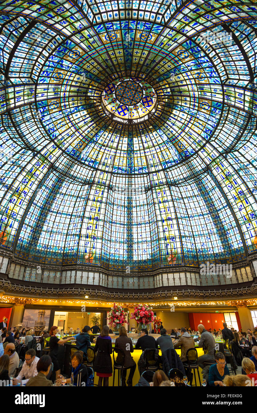 Restaurant with Art Nouveau cupola, Printemps department store, Paris