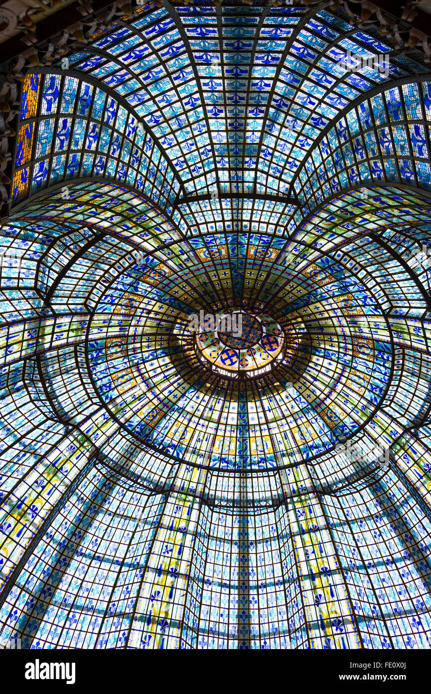 Art Nouveau cupola, Printemps department store, Paris, Ile-de-France, France Stock Photo