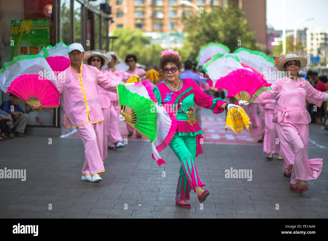 Chinese aunties dance on the street Stock Photo