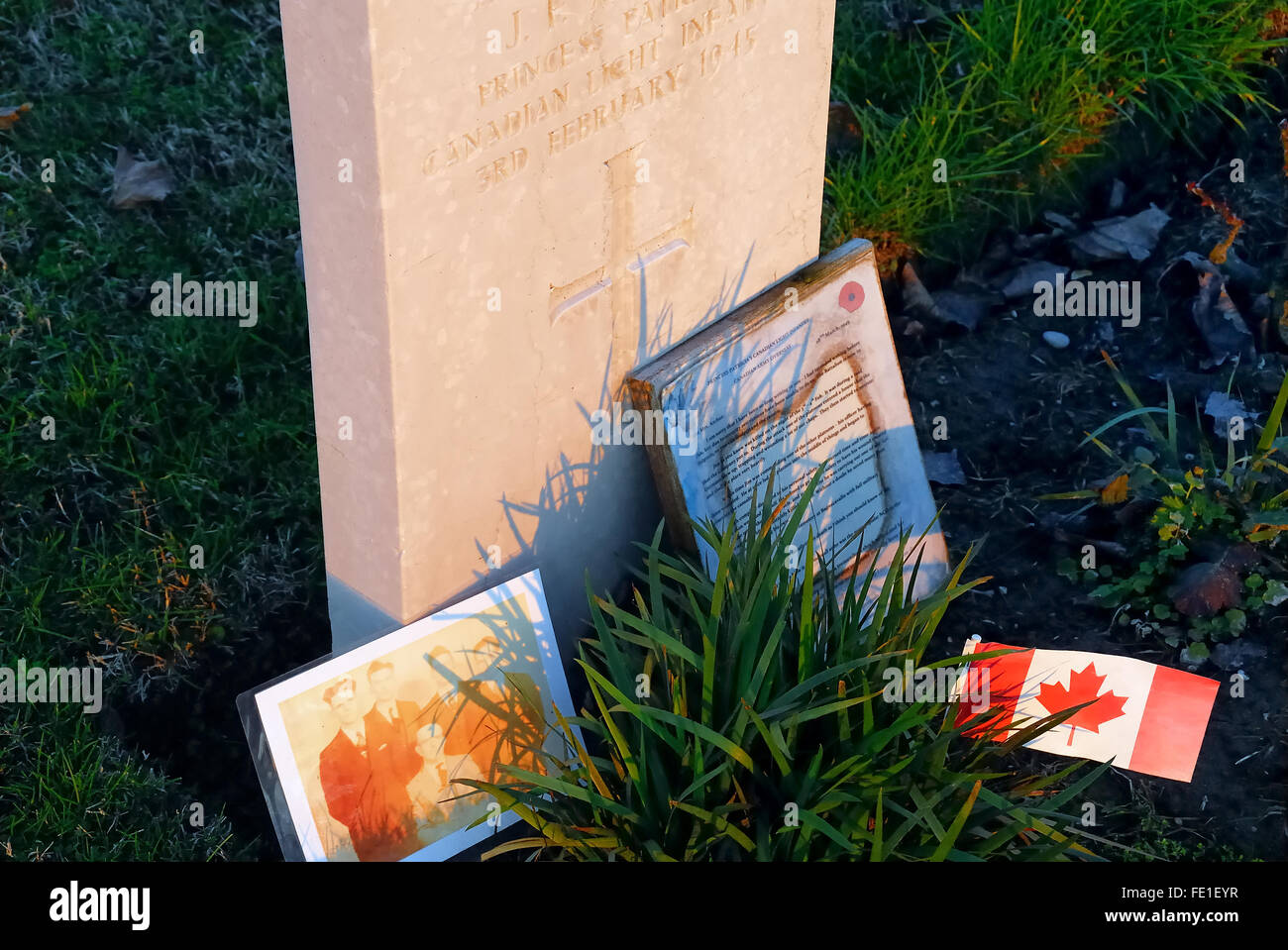 Ravenna Commonwealth War Cemetery contains 988 burials of the Second