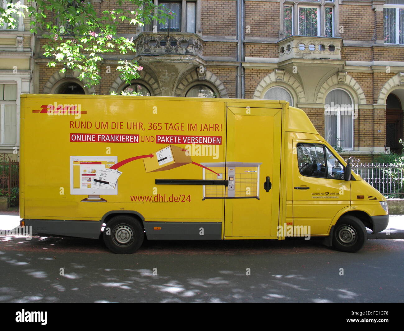Dhl post car hi-res stock photography and images - Alamy