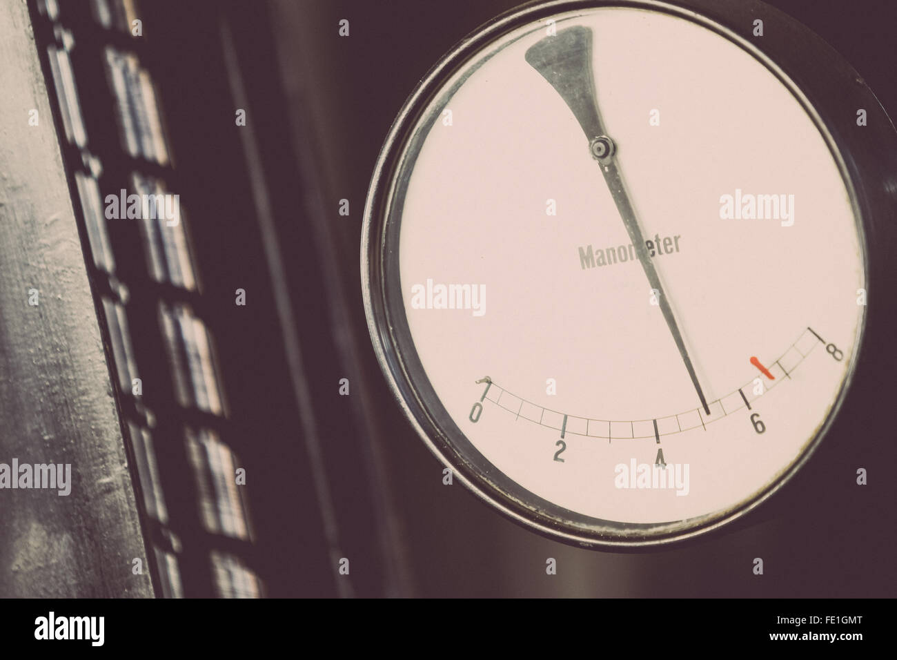 Color close up shot of an old pressure gauge Stock Photo - Alamy
