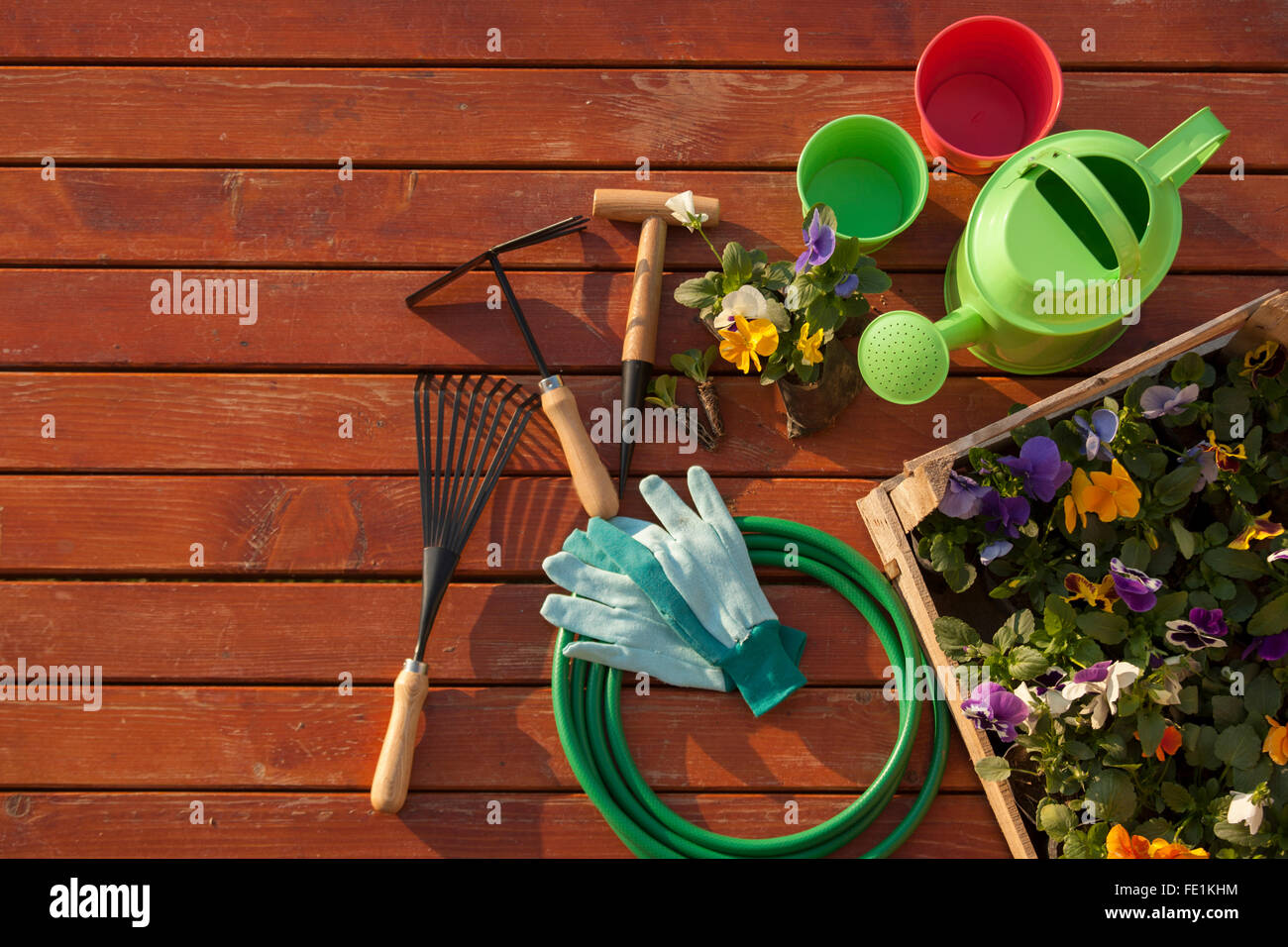 Garden tools hi-res stock photography and images - Alamy