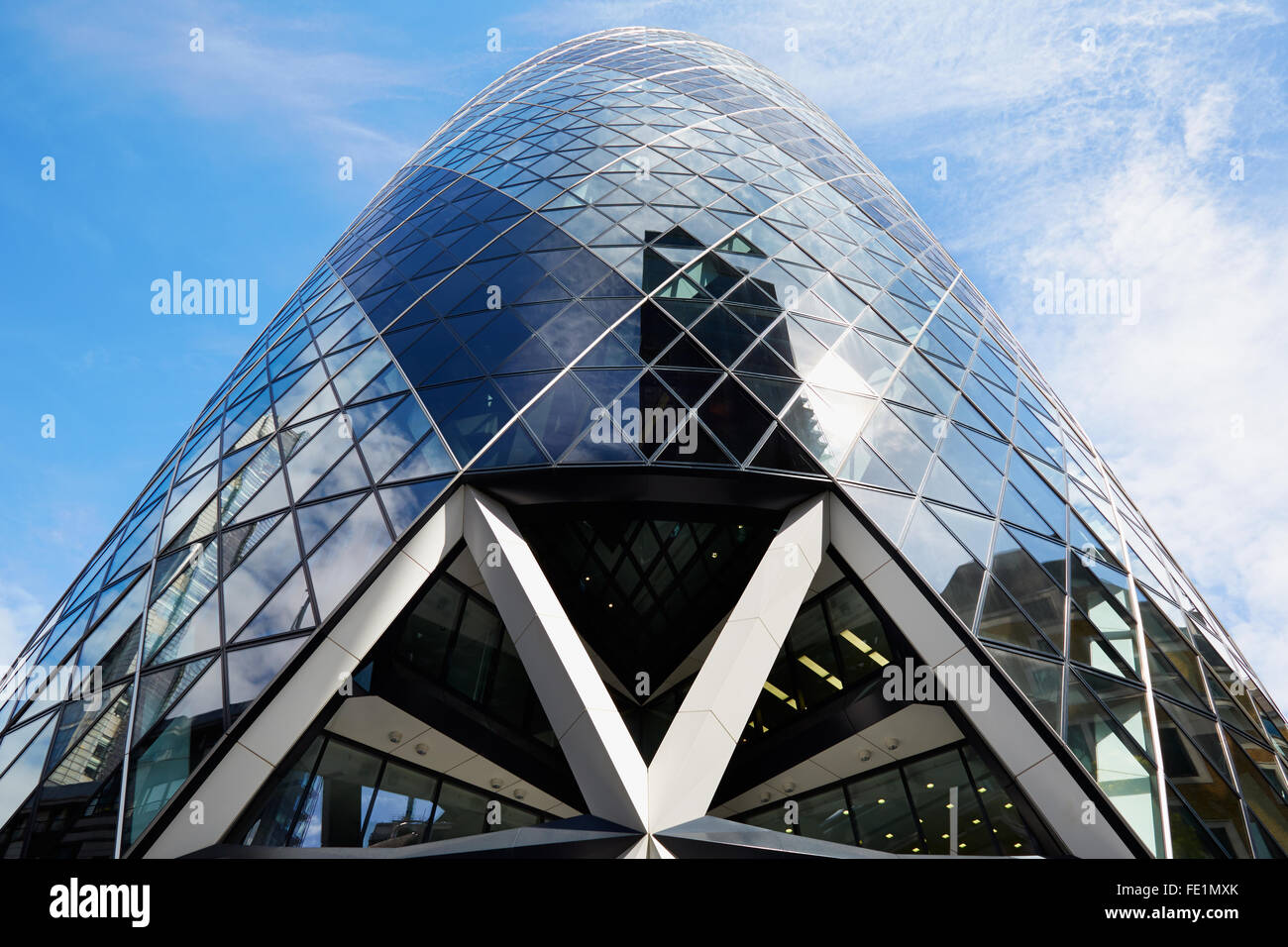 30 St Mary Axe building or Gherkin in the morning in London Stock Photo