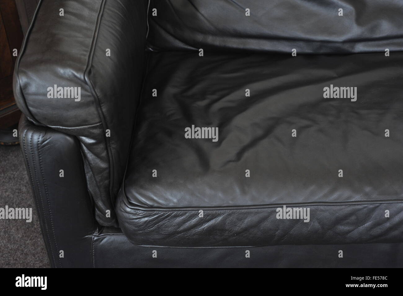 Refurbished Black Leather Sofa Furniture Lounge Stock Refurbished Black Leather Sofa Furniture Lounge Stock
