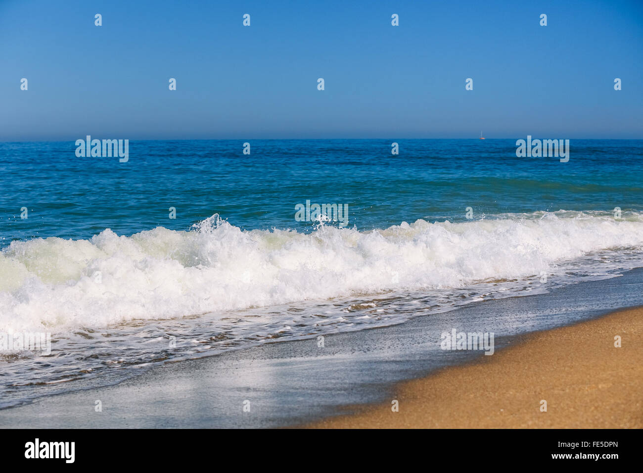 Soft Sea Ocean Waves Splash Background. White foam Stock Photo - Alamy