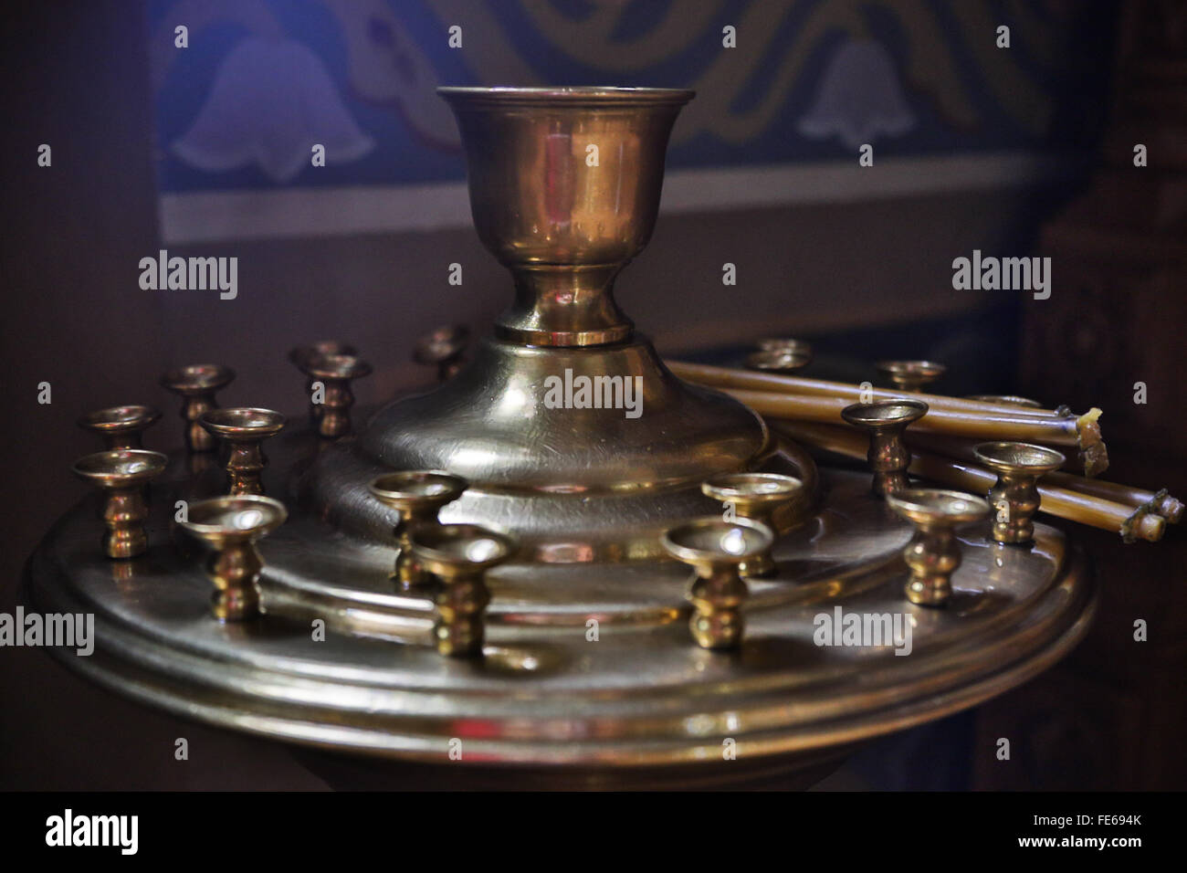 Candle holder hires stock photography and images Alamy