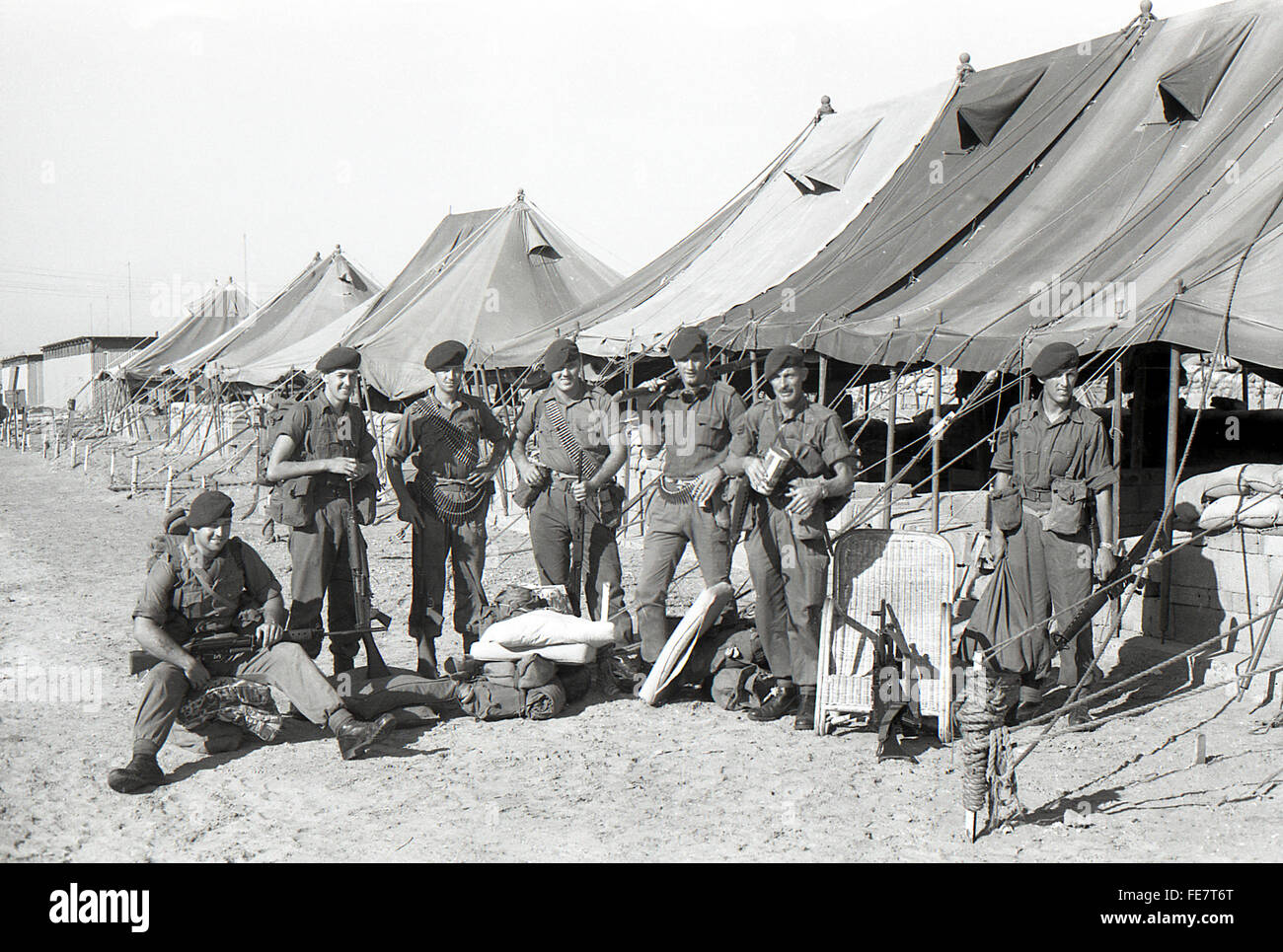 42 Cdo RM patrol prep Khormaksar airfield Aden Yemen 1967 British withdrawal Stock Photo Alamy