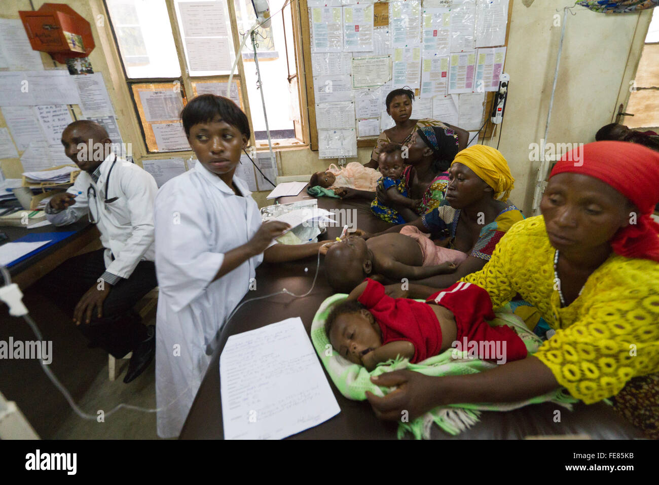 Emergency Room In The Msf Hospital Rutshuru North Kivu