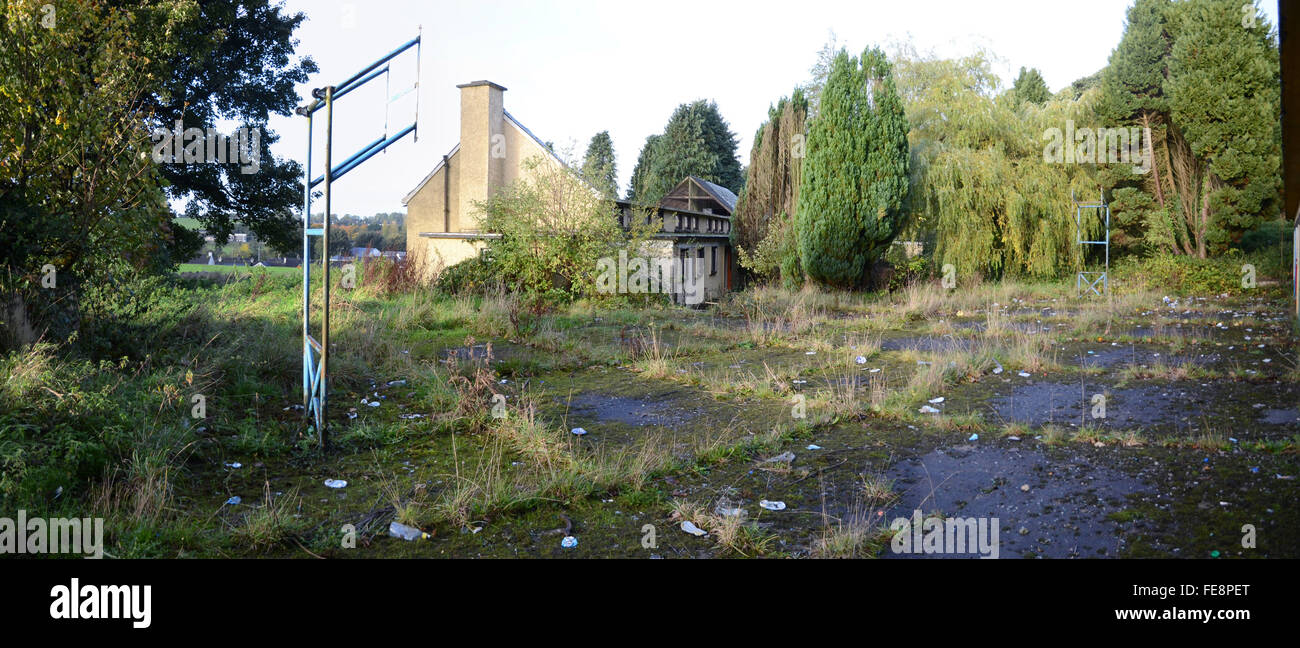 Old Ruin And Car Park High Resolution Stock Photography and Images - Alamy