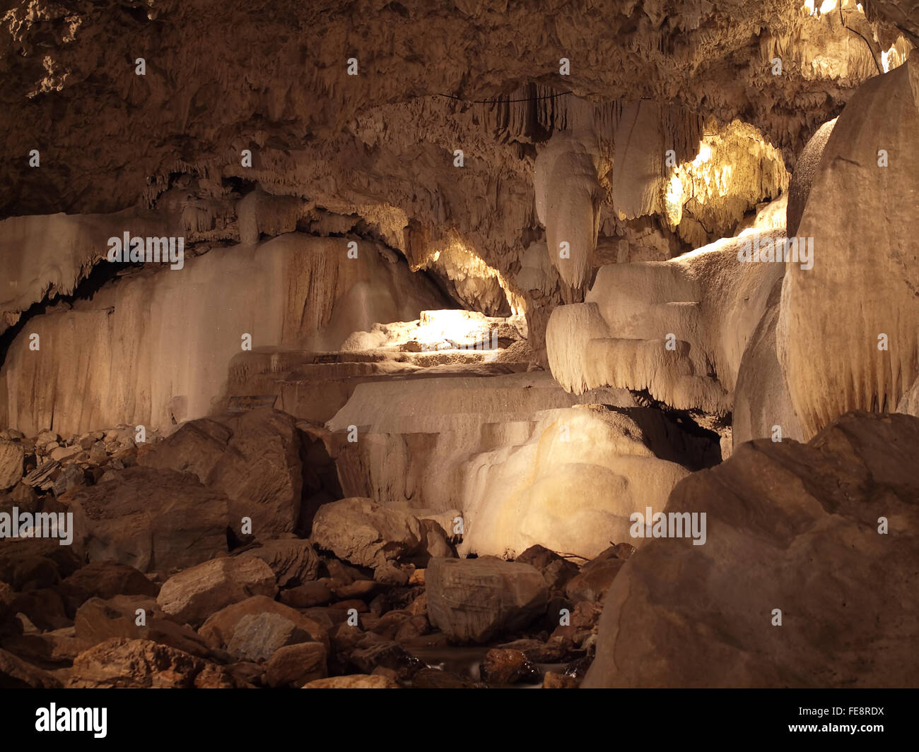 Small cave hall in Tham Than Lot Noi Cave Stock Photo Alamy