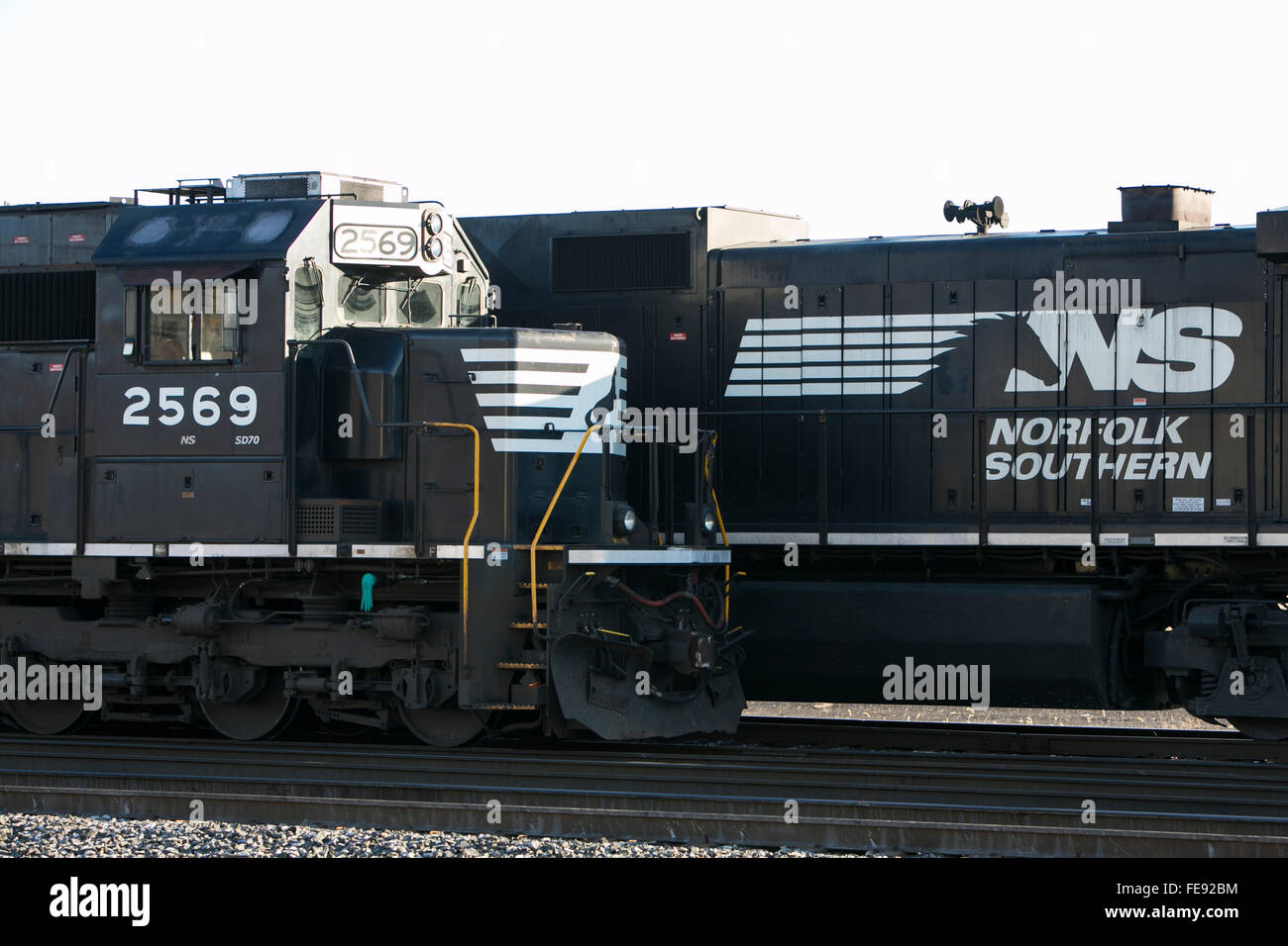 Page 2 Southern Trains Logo High Resolution Stock Photography And Images Alamy Page 2 Southern Trains Logo High Resolution Stock Photography And Images Alamy