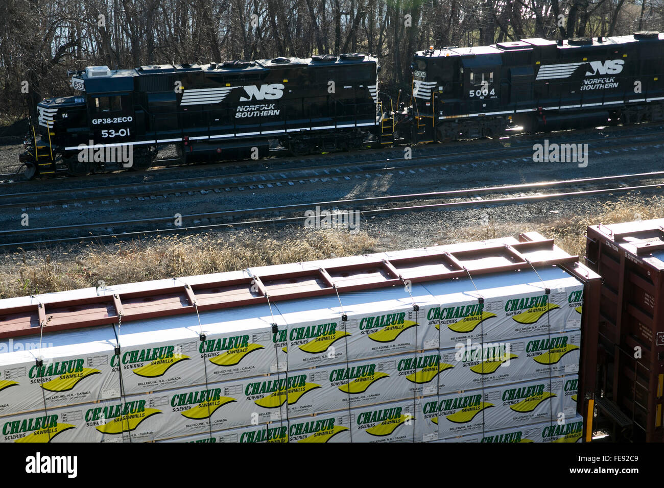 norfolk southern train in pennsylvania alamy stock photo norfolk southern train in pennsylvania alamy stock photo