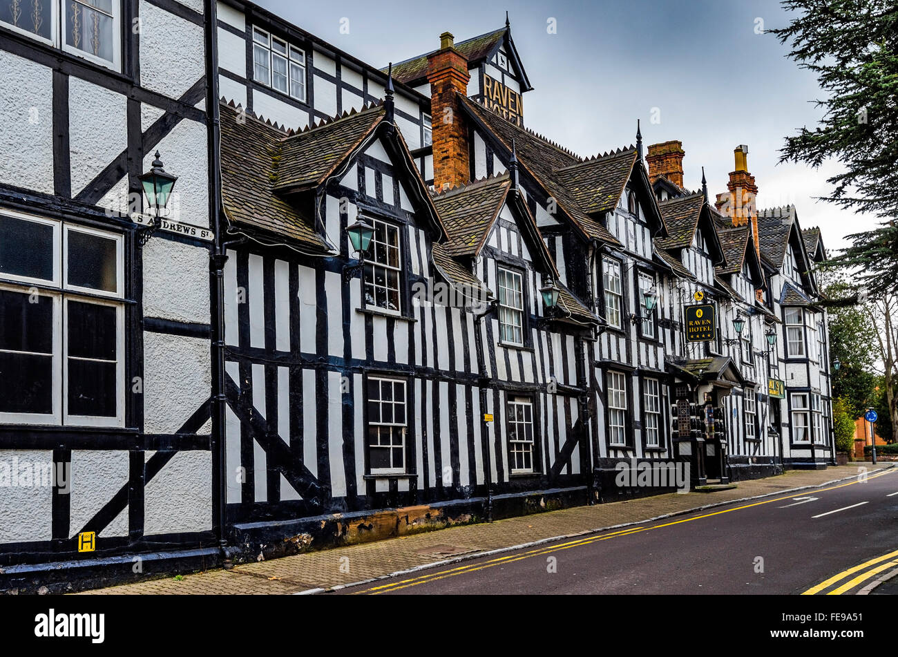 Droitwich town centre hires stock photography and images Alamy