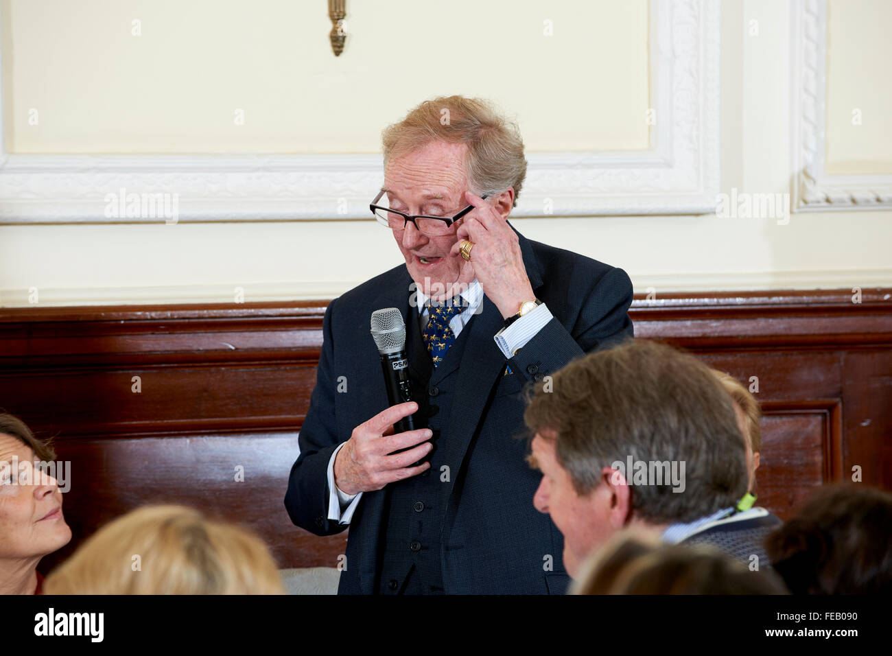 Robert Hardy at the Oldie of the Year Awards 2016 Stock Photo
