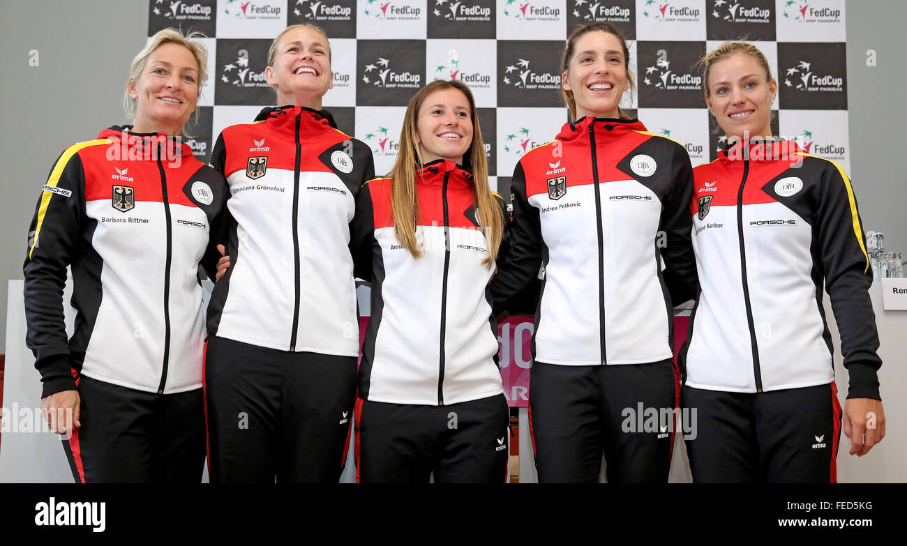 Leipzig, Germany. 05th Feb, 2016. German tennis players Barbara Rittner (captain of the Fed Cup Team of the German Tennis Association, L-R), Anna-Lena Groenefeld, Annika Beck, Andrea Petkovic and Angelique Kerber stand together following the draw ceremony of the tennis Fed Cup World Cup between Germany and Switzerland in Leipzig, Germany, 05 February 2016. Photo: Jan Woitas/dpa/Alamy Live News Stock Photo