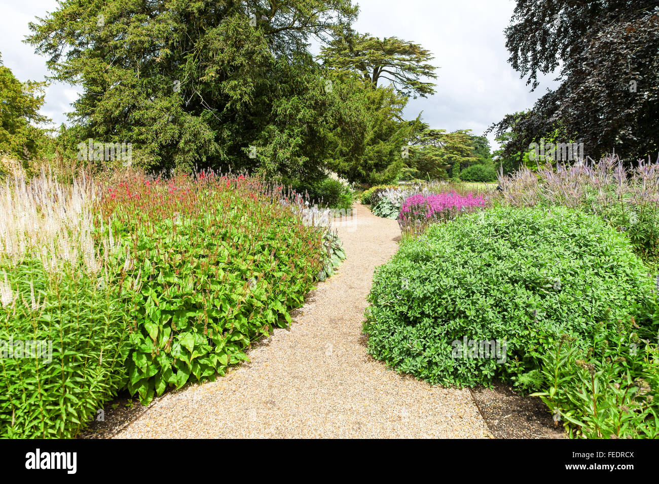 Formal flower beds hi-res stock photography and images - Alamy